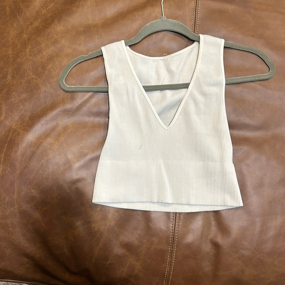 Boutique stretchy ribbed white crop top one size